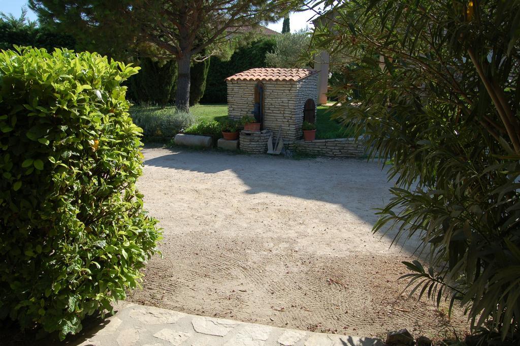 Le Gite De Lolivier En Provence Aramon Buitenkant foto